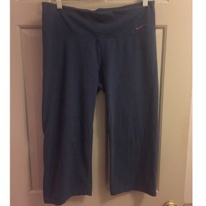 Nike Dri-fit Capri pants